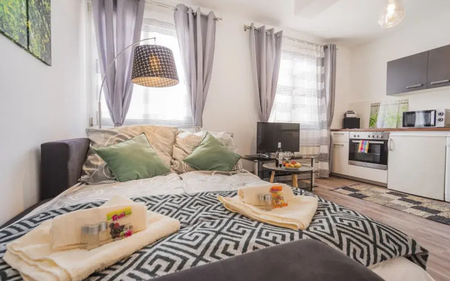 Gierstergasse Apartment Near Downtown