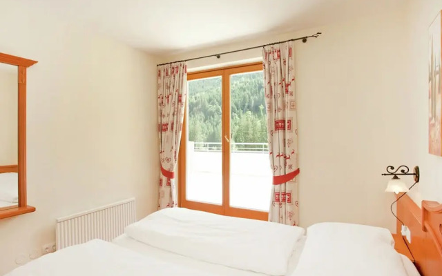 Mountain Chalet in Saalbach with Sauna, Ski-Storage & Terrace