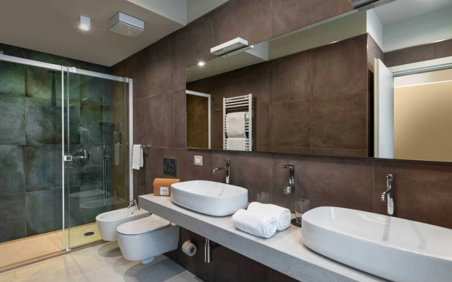 Colibri House