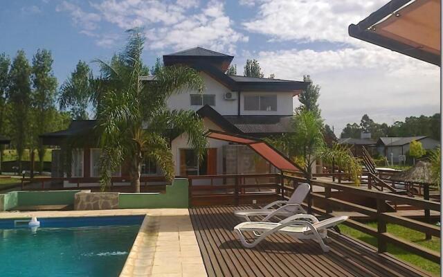 Hotel La Loma Federación