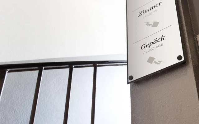 Five Reasons Hotel & Hostel