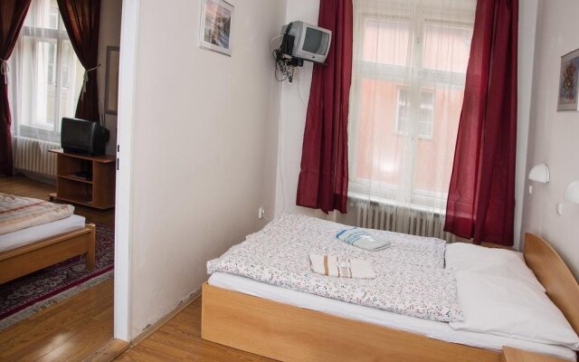 Charles Bridge Bed And Breakfast