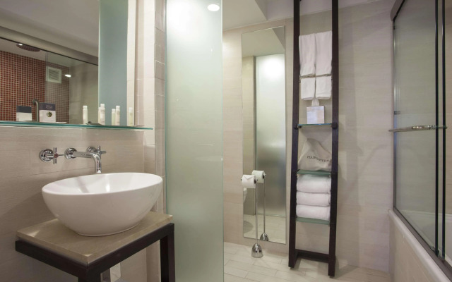 DoubleTree by Hilton San Juan