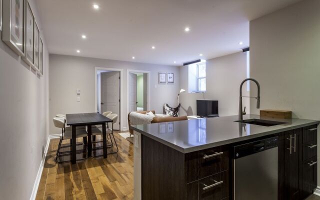 Modern 4BR in Milton Park