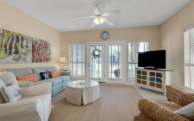 Lemon Drop Inn - 1938195