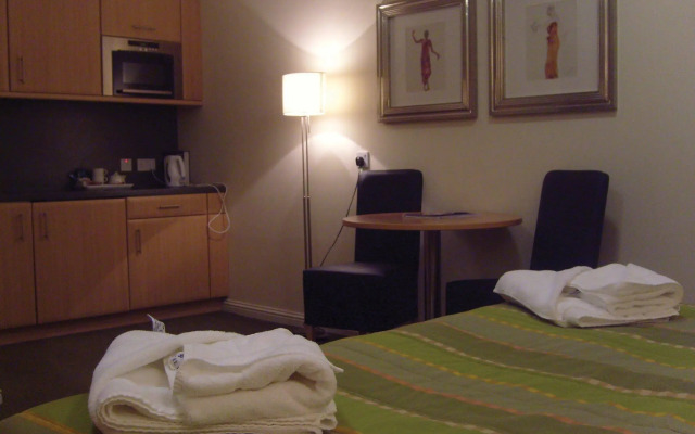 Best Western Summerhill Hotel and Suites