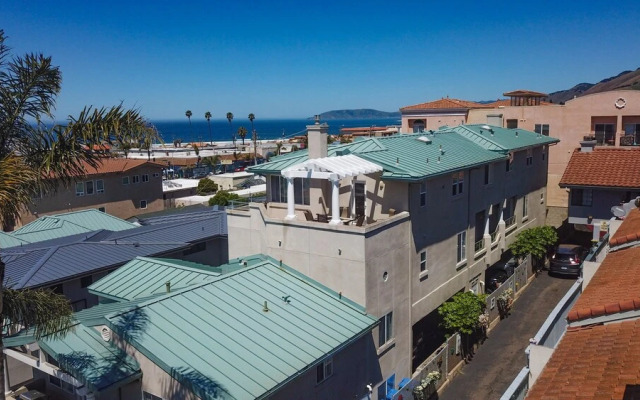 361 C Hinds 3 Bedroom Townhouse by Redawning