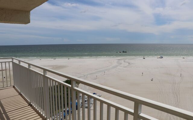 Jamaica Royale 501 - 3 Br Condo