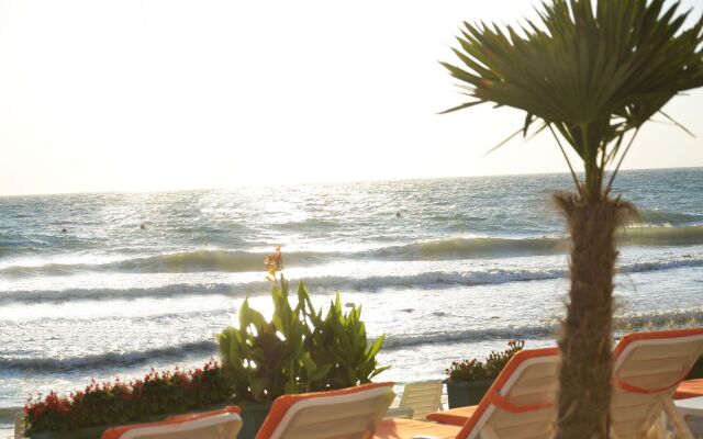 Ladies Beach Suit Otel