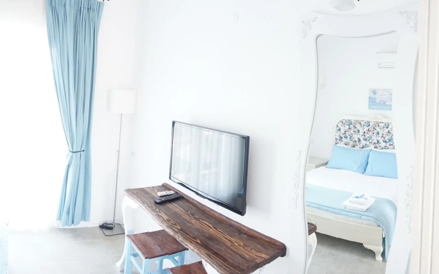 Tarcin Alacati Otel