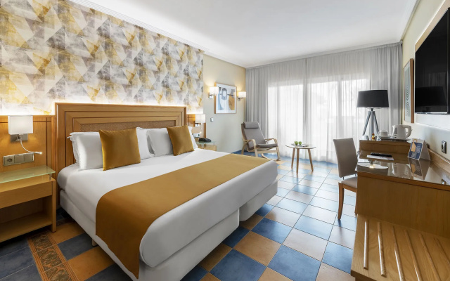 Elba Sara Beach & Golf Resort