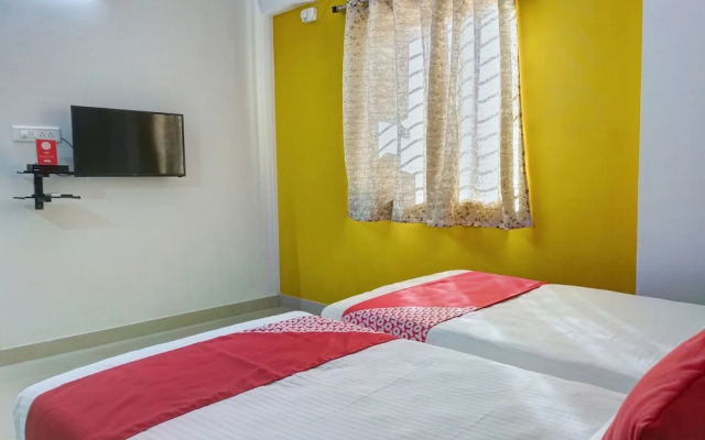 OYO 10525 Varcity Abra Madiwala