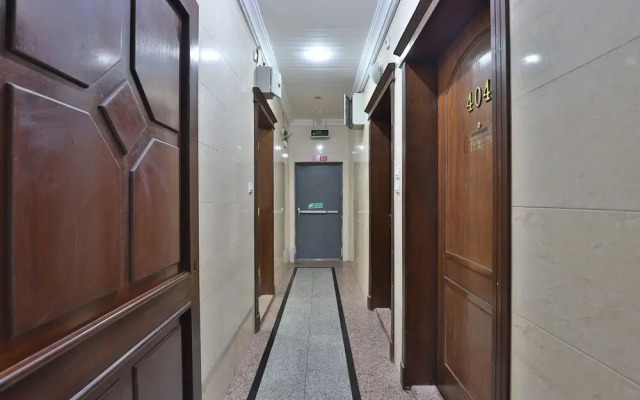 OYO 334 Taraf Jeddah Hotel