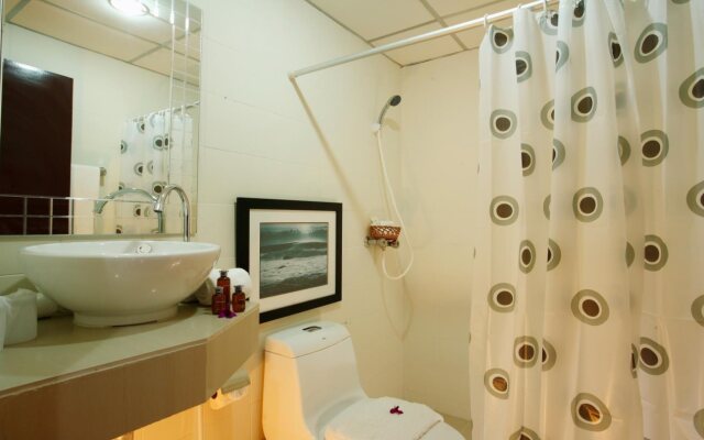 Bamboo Beach Hotel & Spa