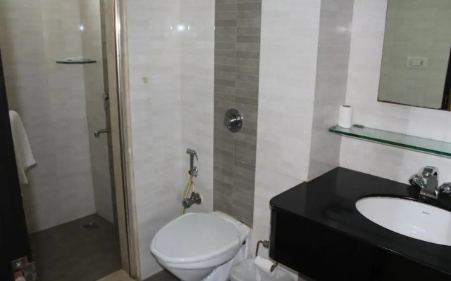 The Lotus Apartment Hotel