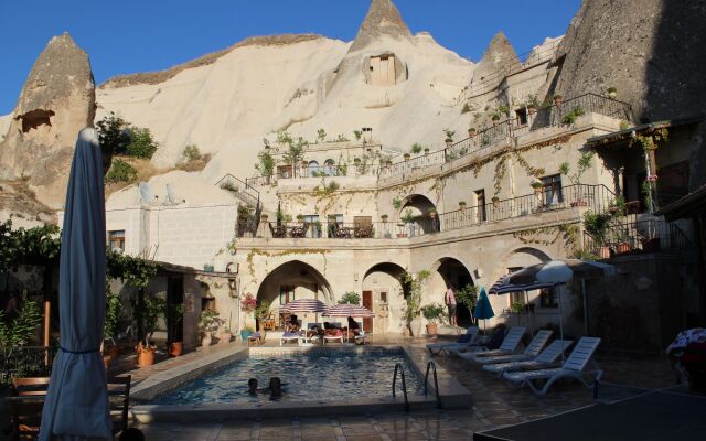 Local Cave House Hotel