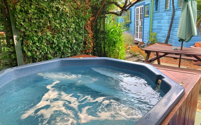 The Villa - Hostel