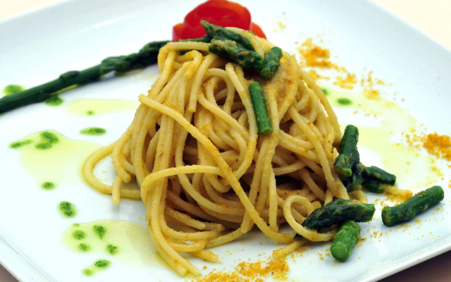 Lantana Resort Hotel & Apartments