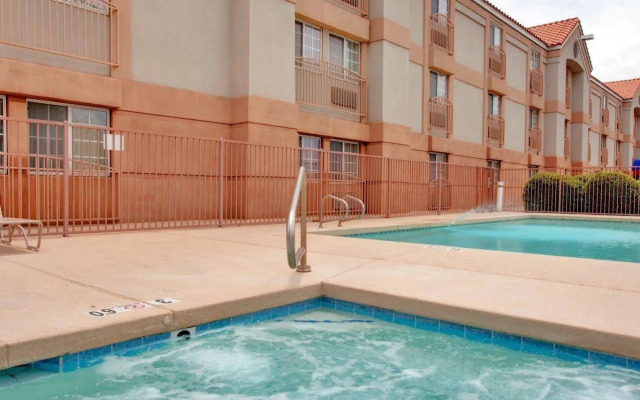 Sonesta Simply Suites Phoenix Tempe
