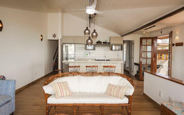 Casa c/ Área Goumert e 4 Suítes | CBR 11