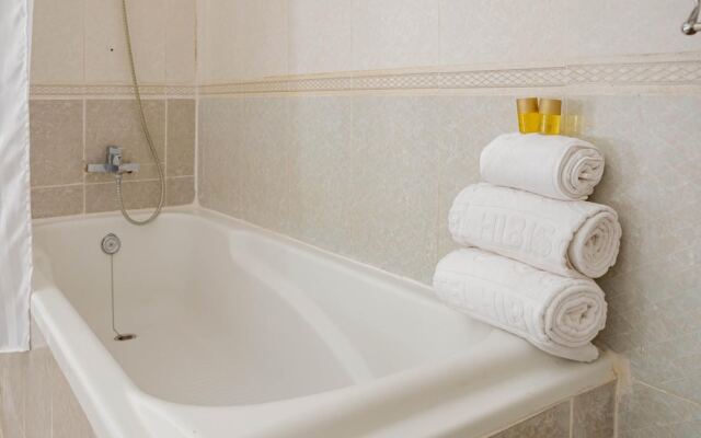 Hotel Hibiscus Port-Gentil