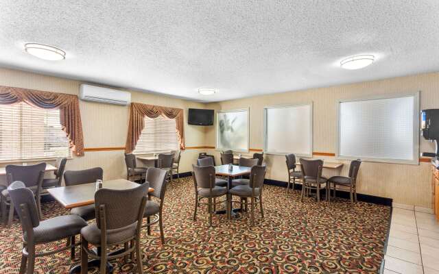 Best Western Oglesby Inn