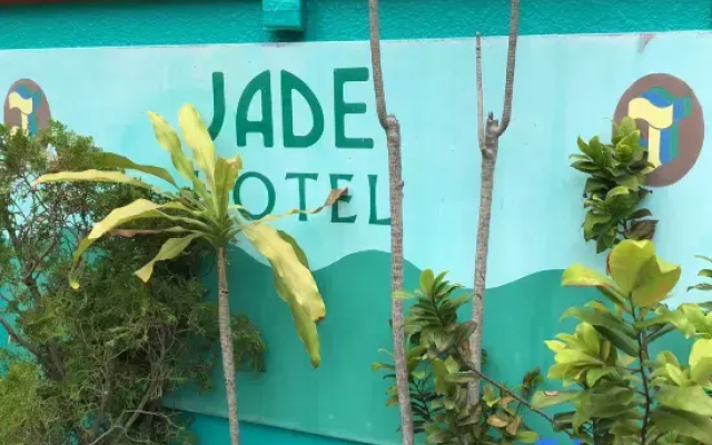 Jade Hotel