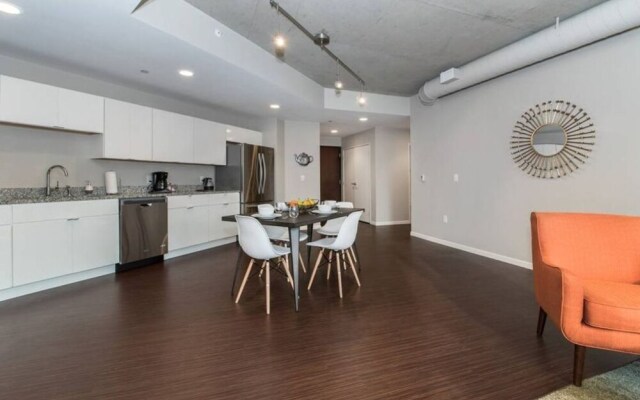 Apartments At 1055 Old River Road