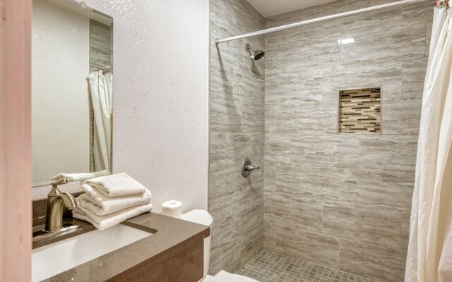 ERTH INN by AGA – Mojave