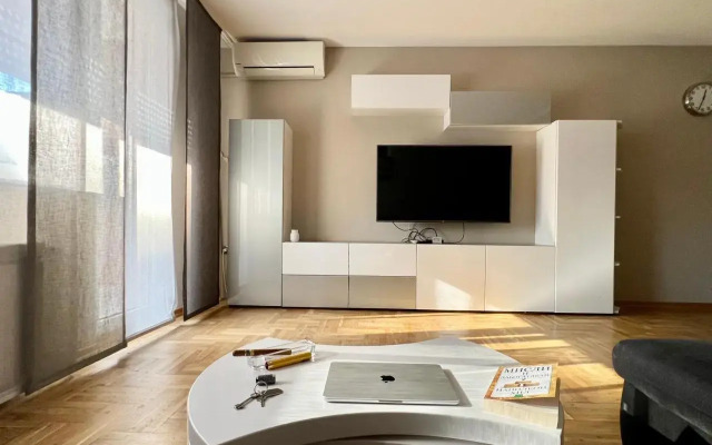 Flower home 6