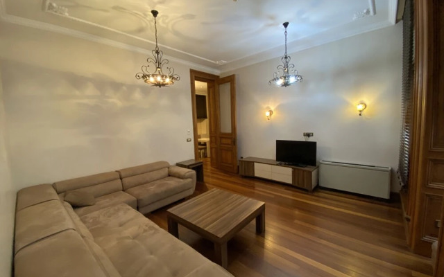 Aslan Residence