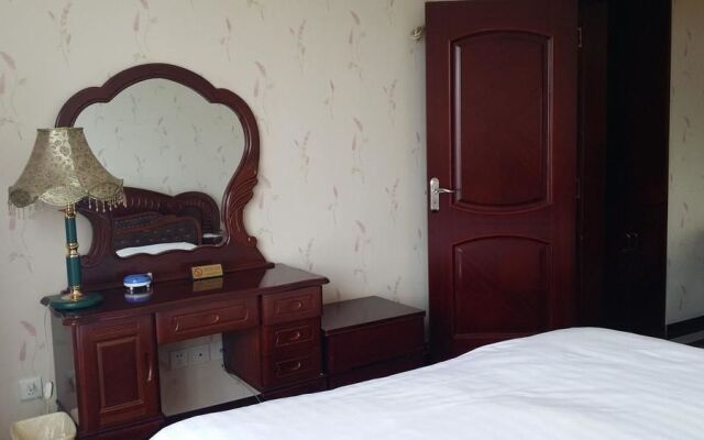 Kunming Dongfanglong Hotel