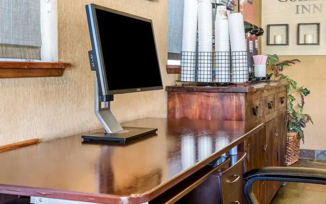 Quality Inn Lone Pine near Mount Whitney