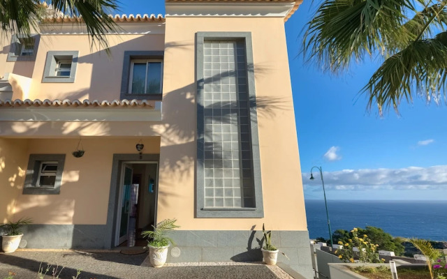 Villa Araújo da Costa