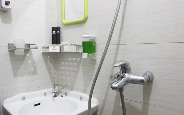 Homey Studio Gateway Pasteur Apartment near Exit Toll