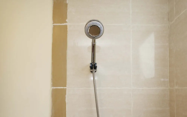 Comfortable and High Floor 2Br at Meikarta Apartment