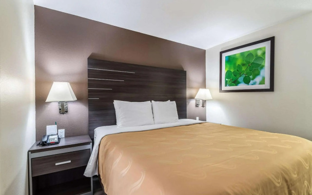 Quality Inn & Suites Canton