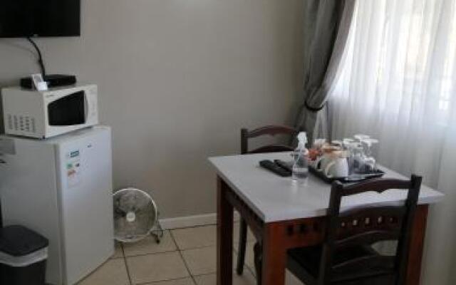 Swartberg Guest House