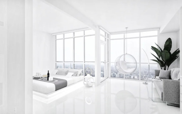 Penthouse 7: Smart Luxury Tower w Panoramic View