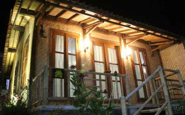 Larosa Homestay