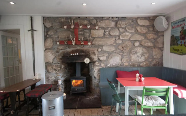 Mhor 84