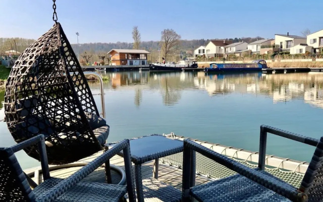 L'Escale Royale L'Isle Adam Port Oise