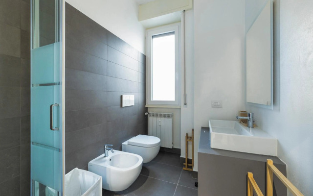 Milano Cosy APT with Balcony!