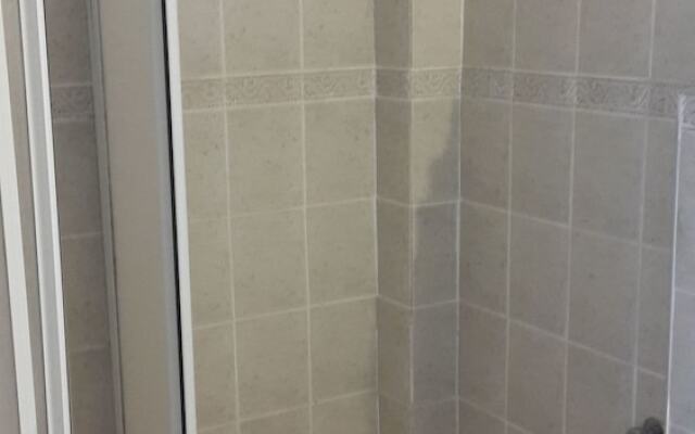 Palmyra Hotel & Sky Lounge