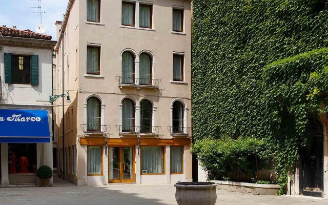 Hotel Anastasia