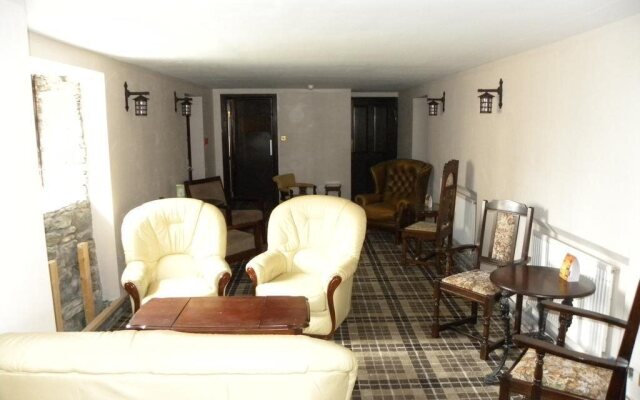 The Balfour Manor