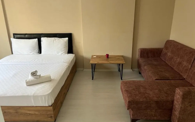 De La Elpida Otel