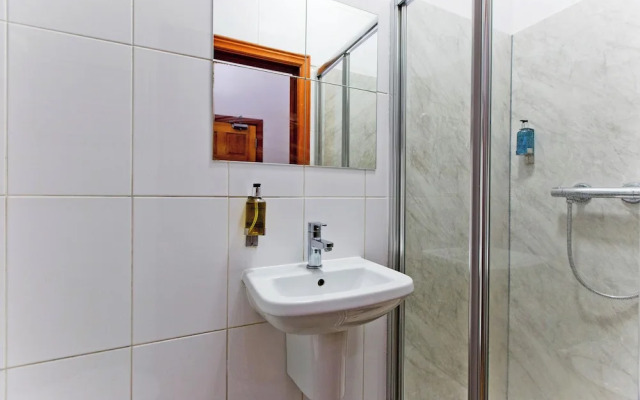 Imperial Earls Court Apartments