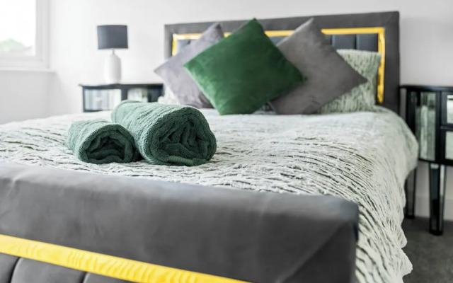 The Rock, Solihull Retreat Birmingham Airport