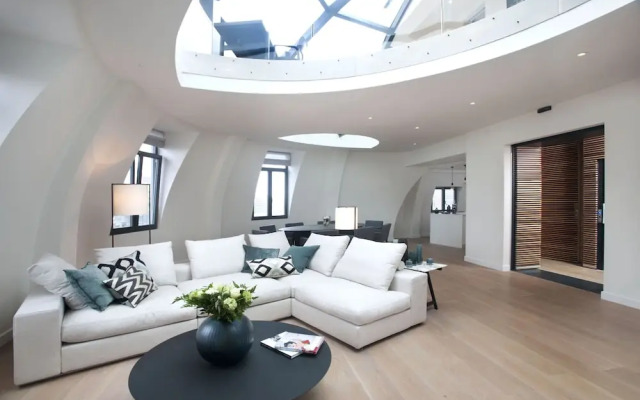 Triplex penthouse in the city center